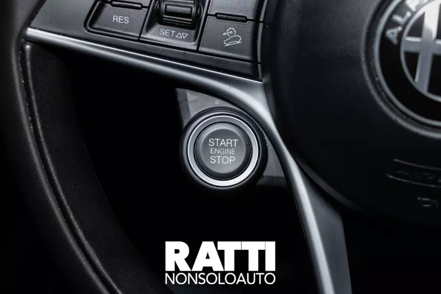 Alfa Romeo Stelvio 2 2 Turbodiesel 210 Cv At8 Q4 Bus